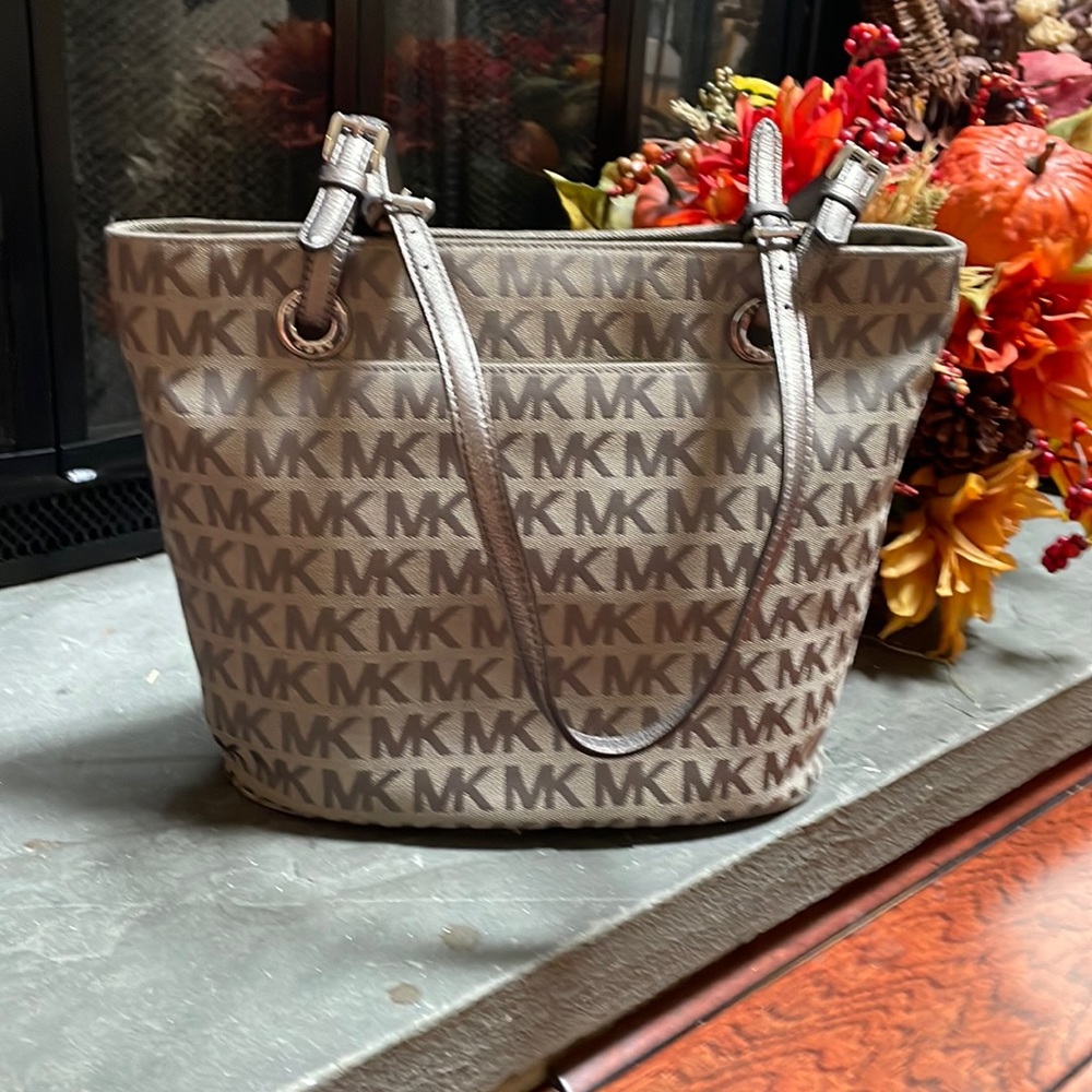 Michael Kors tote bag